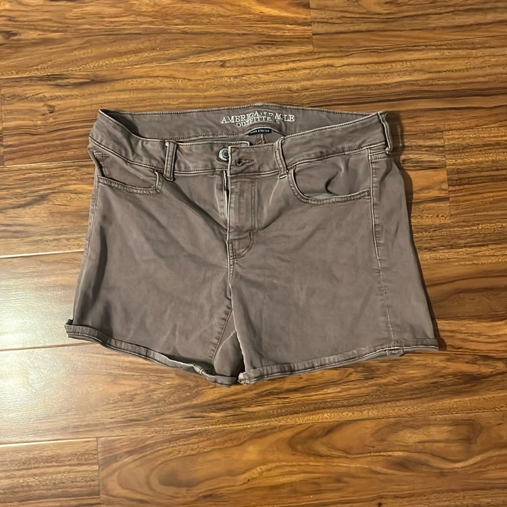 American Eagle midi shorts